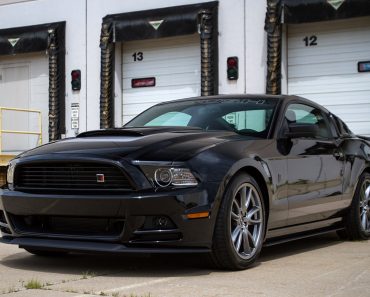 2013 Ford Mustang V6 RS